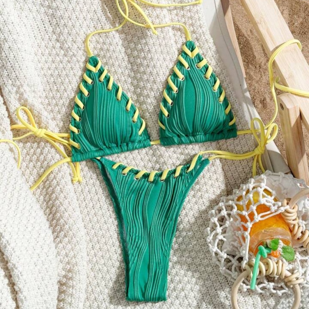 SHEIN | Green Halter Neck Triangle Bra And Strap Bikini Bottom